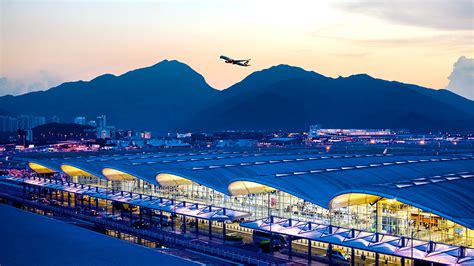 hong kong airport website.